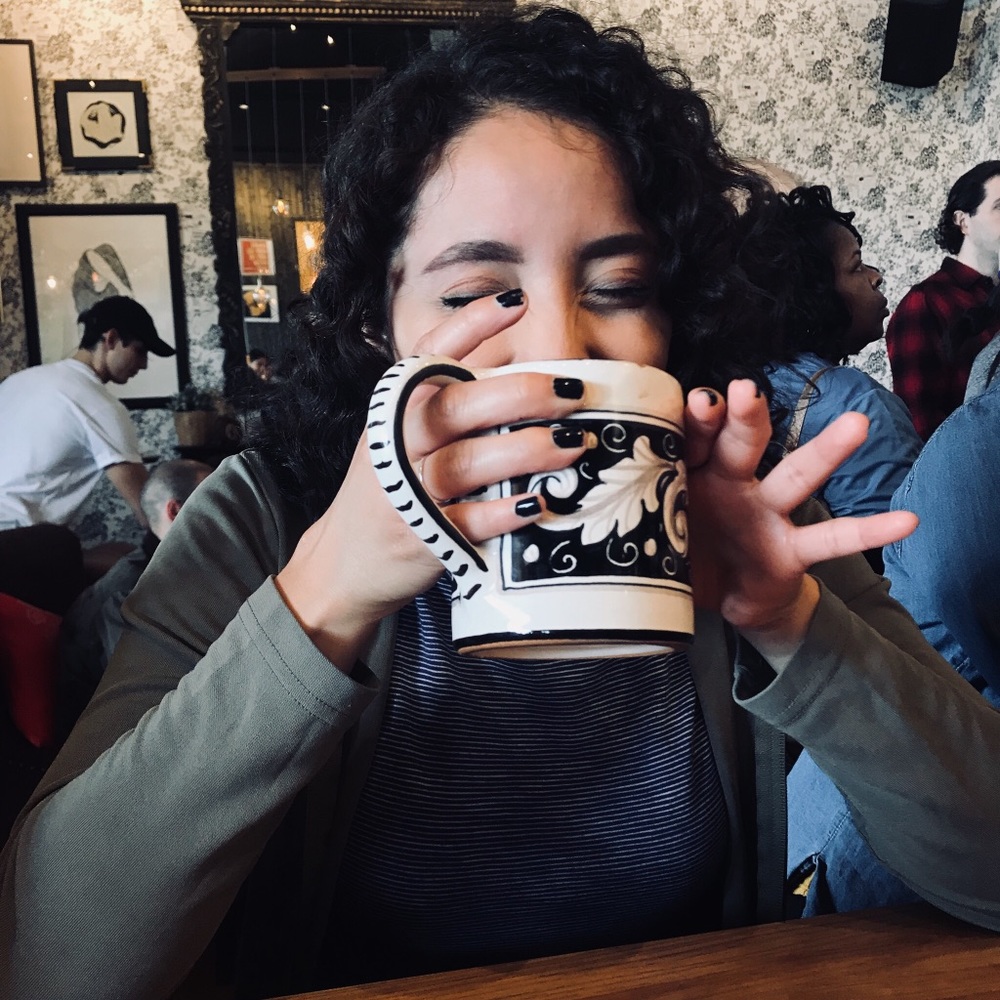 Meet your Posher, Dalia